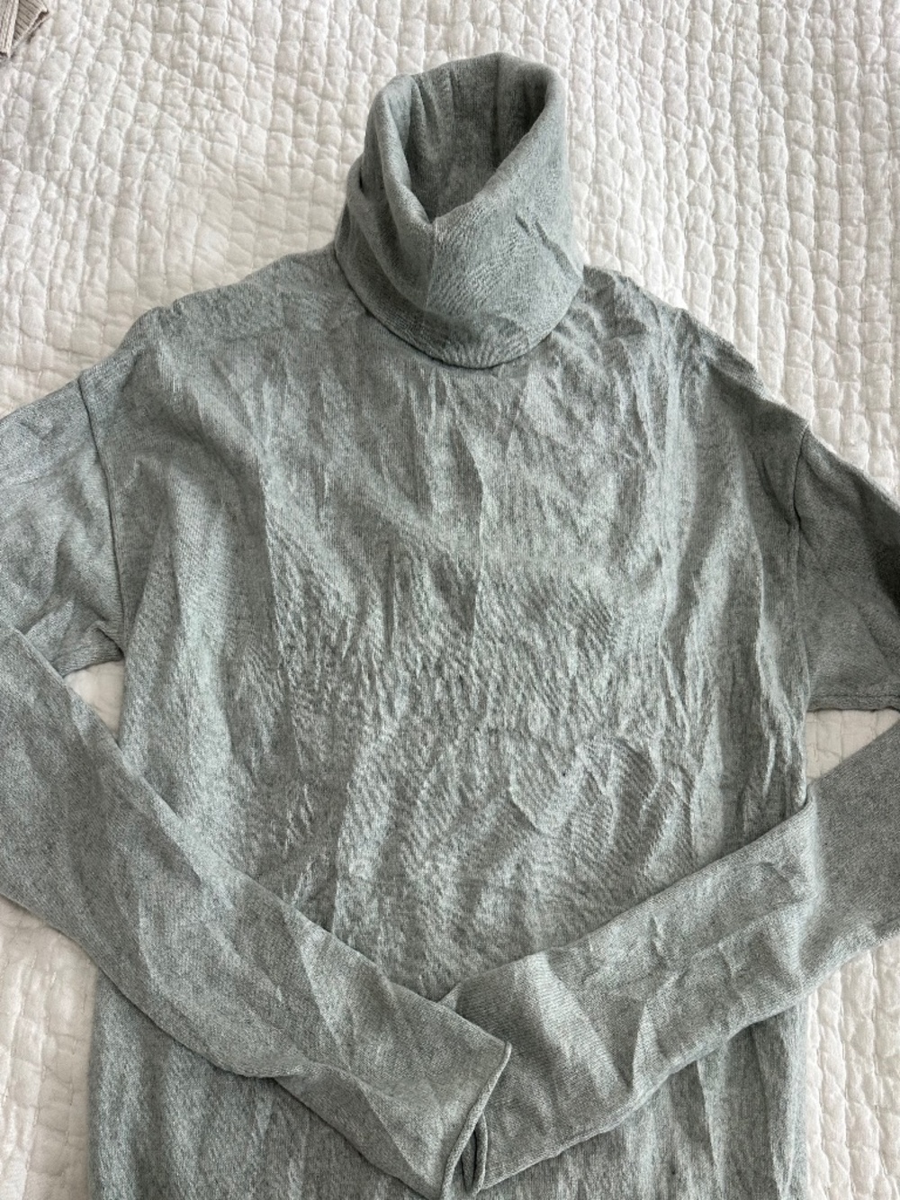 COS 100% Cashmere Turtleneck Size XS